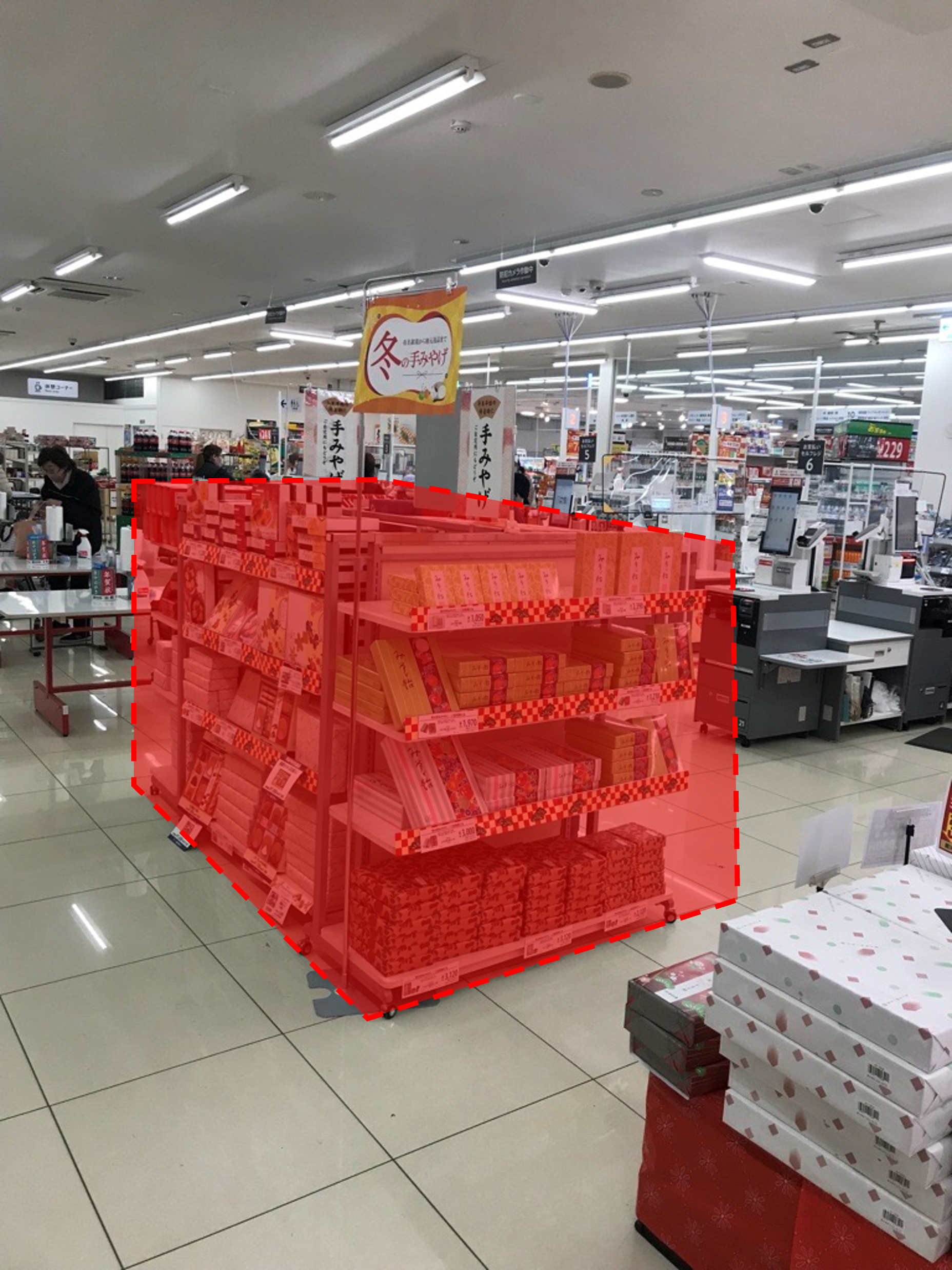 【西友　戸倉店】レジ付近　プロモーション用途や物販、食物販のポップアップストアに最適なスーパー店内催事イベントスペース
