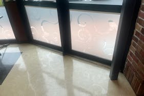 【フレスタ上天満店】プロモーションに最適な店内イートインスペース