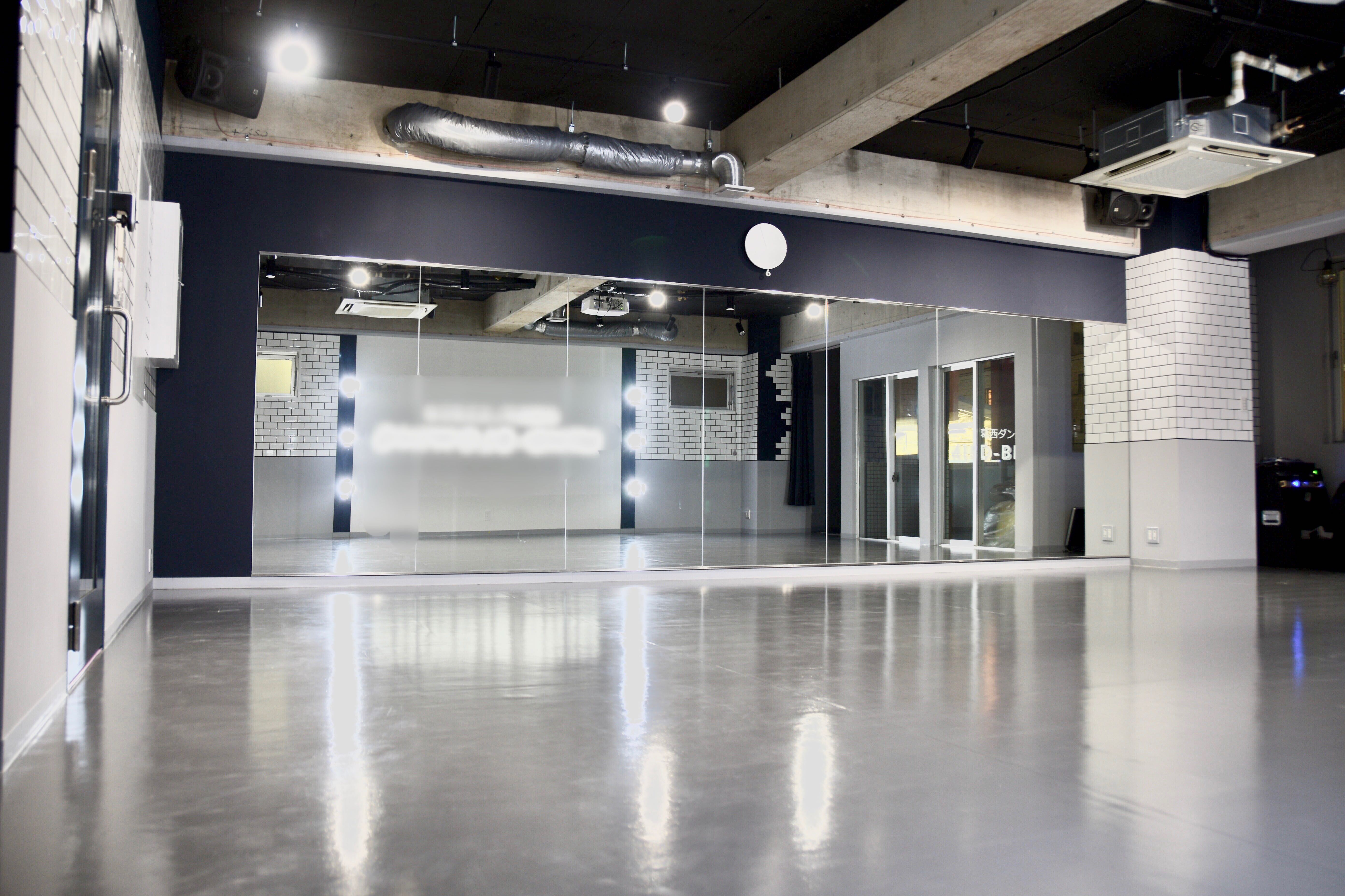 【西葛西駅3分】ワークショップやセミナーに利用できる自然光が入るスタジオ