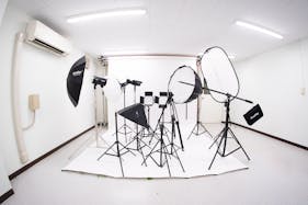 【南方駅1分】“撮ってみたい”を気軽に叶える、初心者にもやさしいレンタル撮影スタジオ