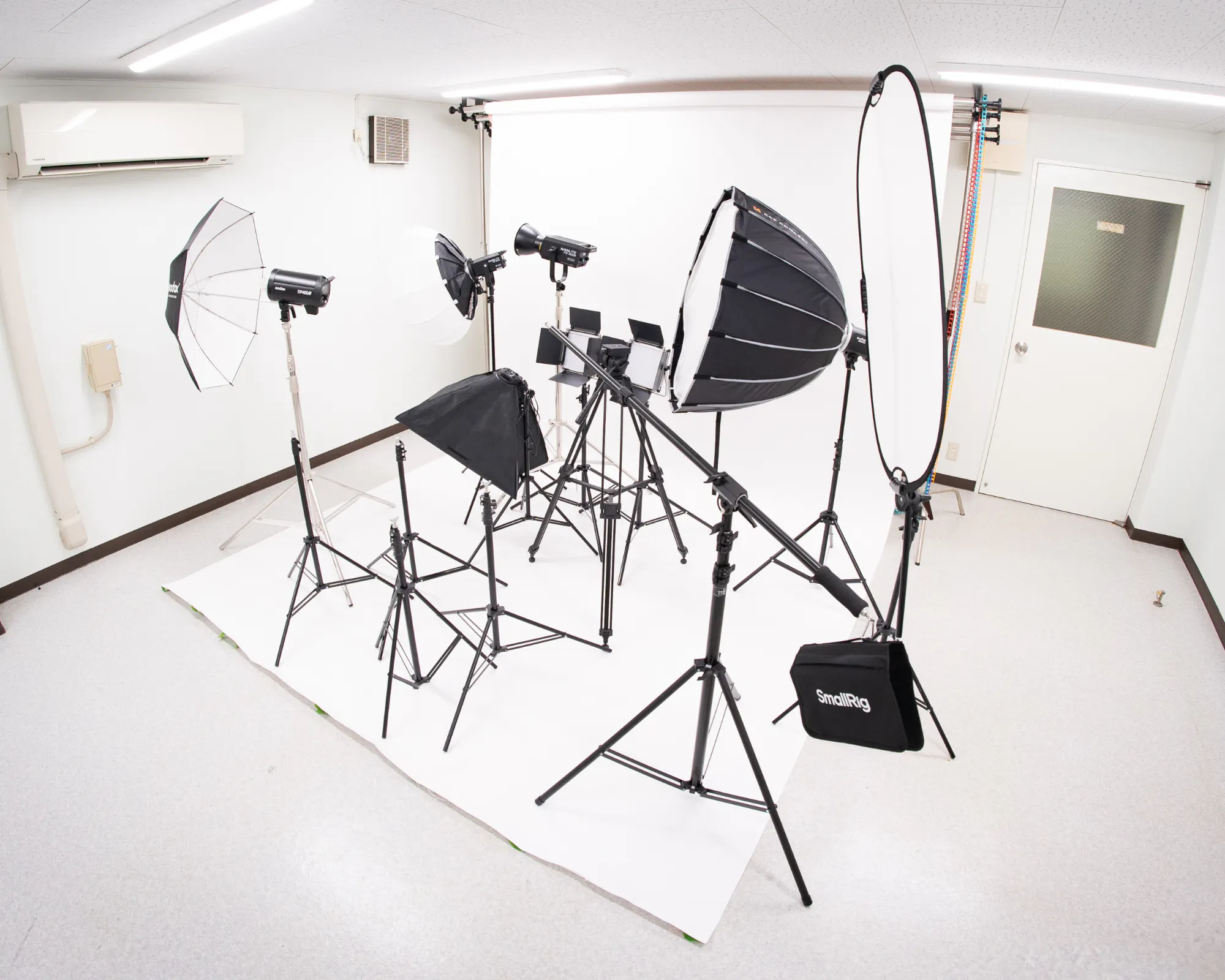 【南方駅1分】“撮ってみたい”を気軽に叶える、初心者にもやさしいレンタル撮影スタジオ