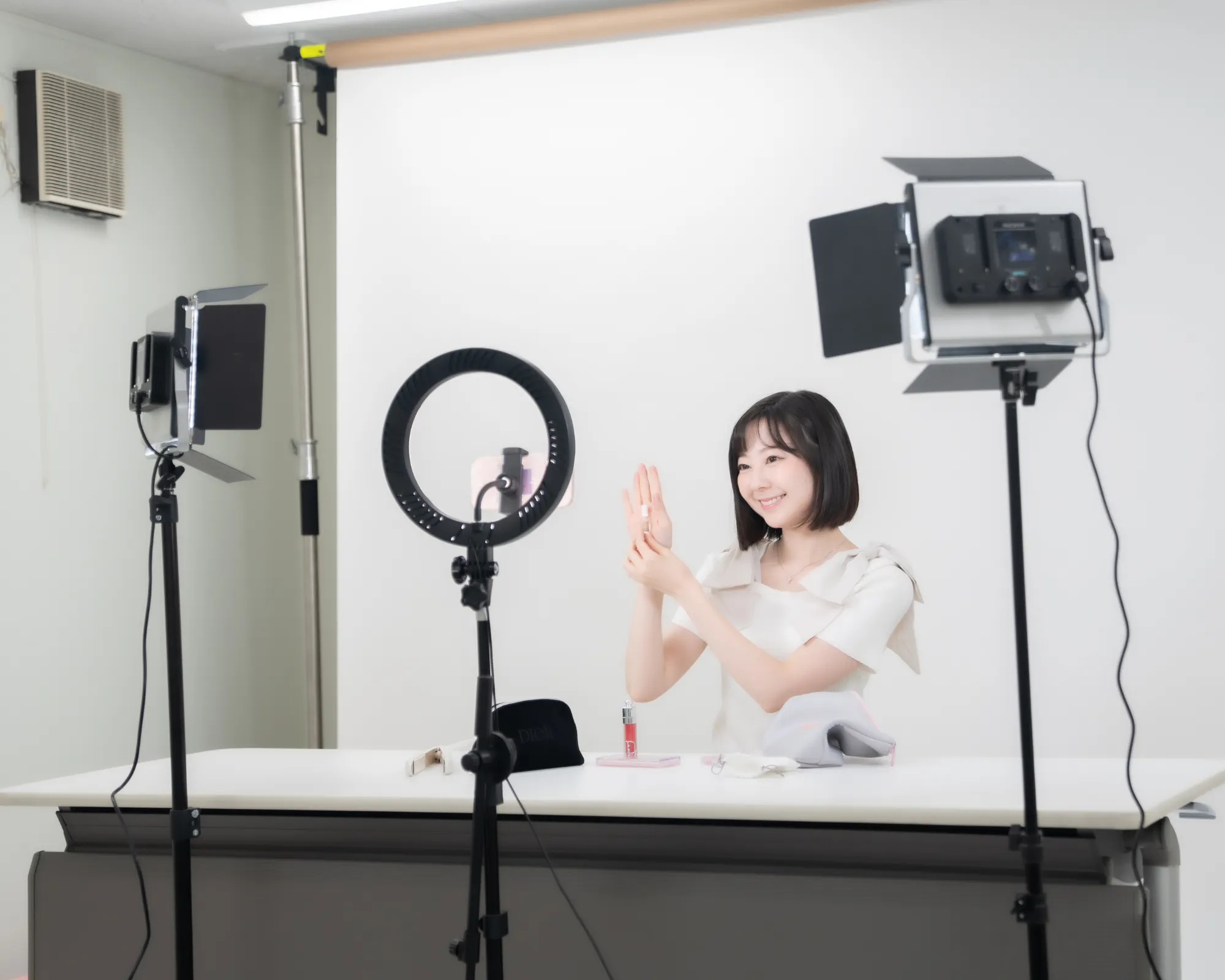 【南方駅1分】“撮ってみたい”を気軽に叶える、初心者にもやさしいレンタル撮影スタジオ