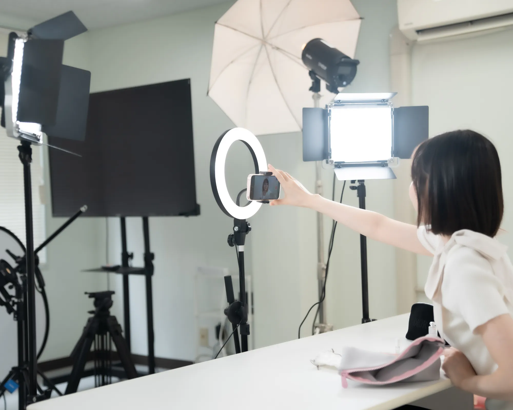 【南方駅1分】“撮ってみたい”を気軽に叶える、初心者にもやさしいレンタル撮影スタジオ