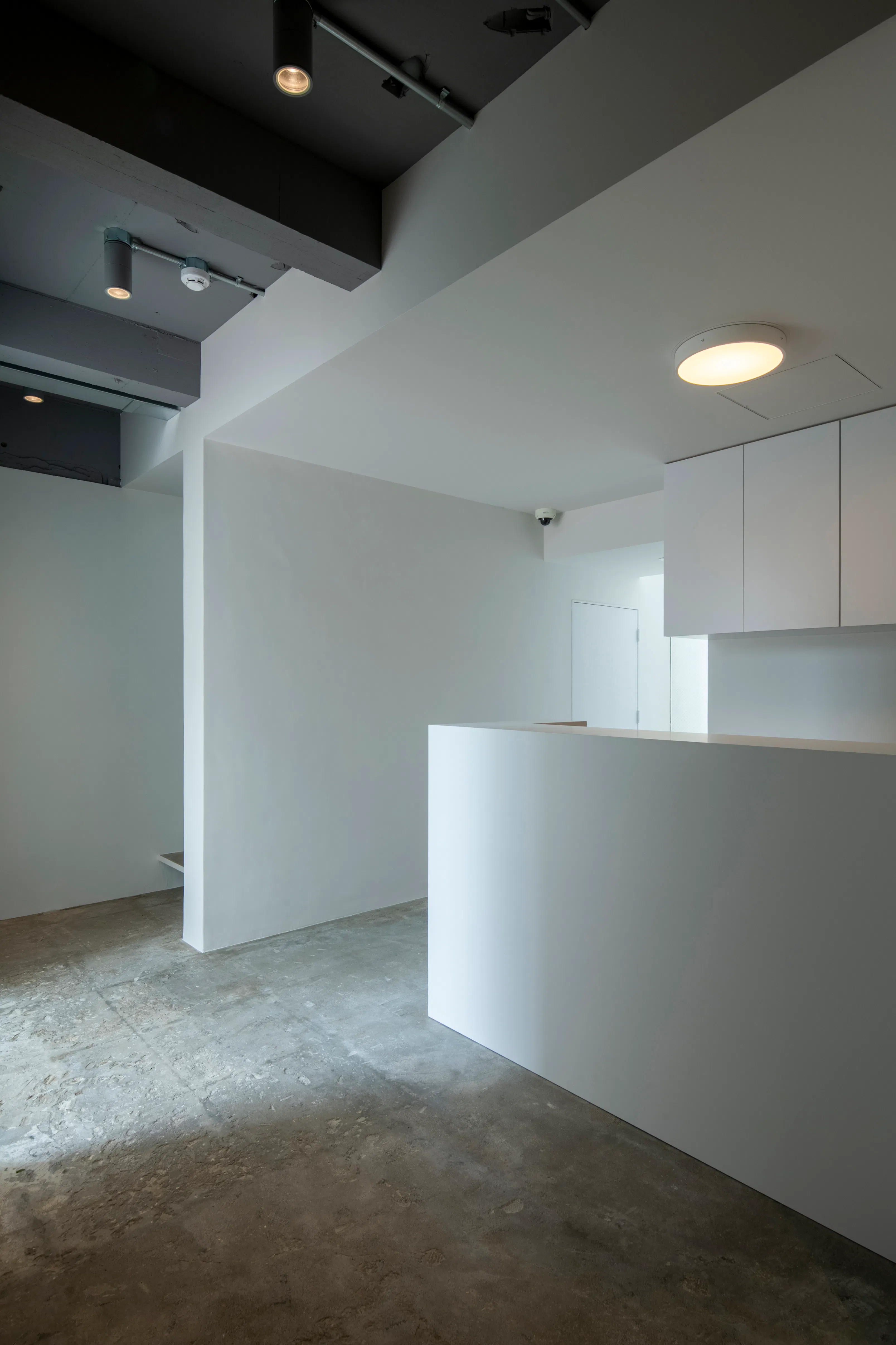 【唐人町駅1分】3層238㎡・建築家リノベーションのアートスペース(cassette)