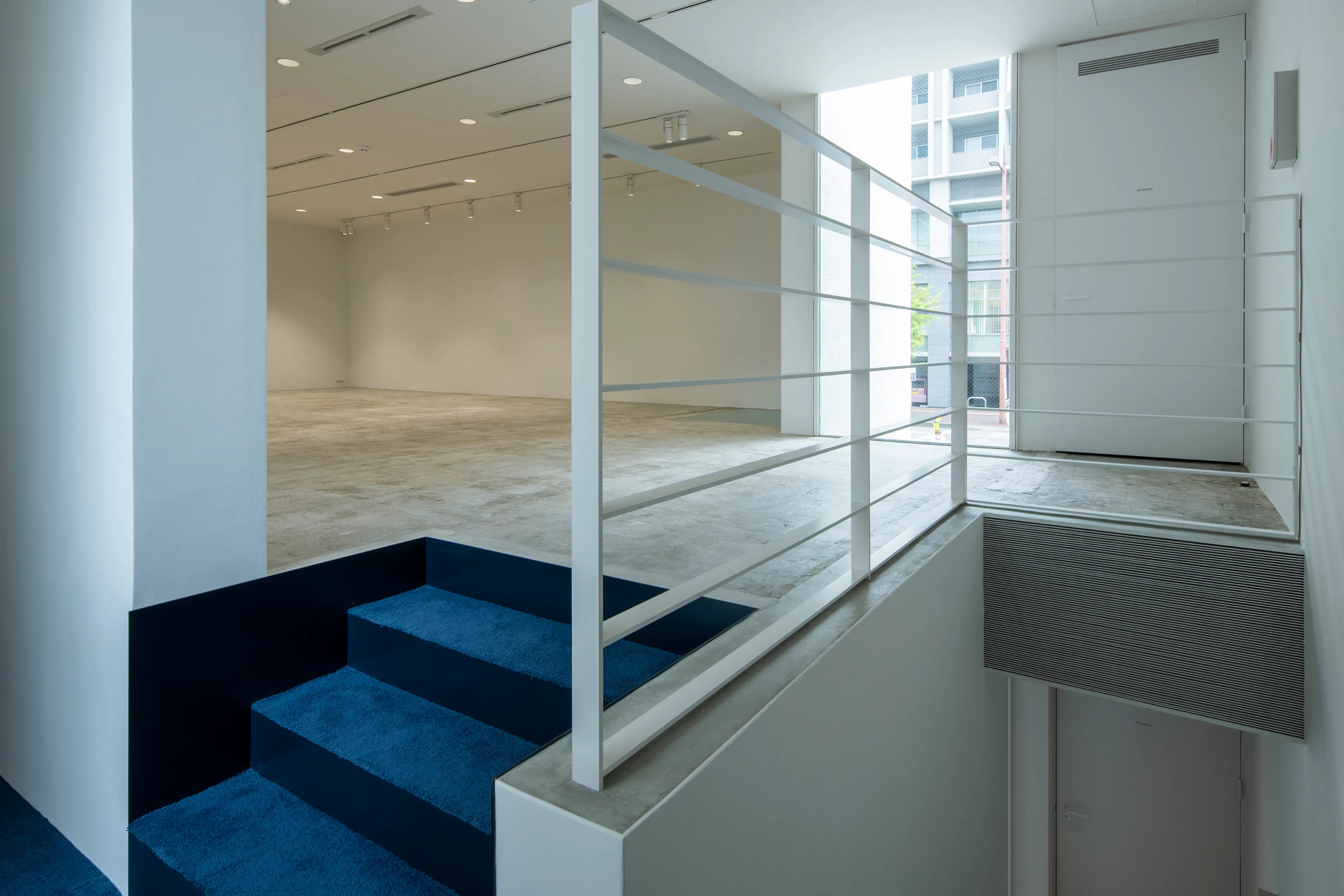 【唐人町駅1分】3層238㎡・建築家リノベーションのアートスペース(cassette)