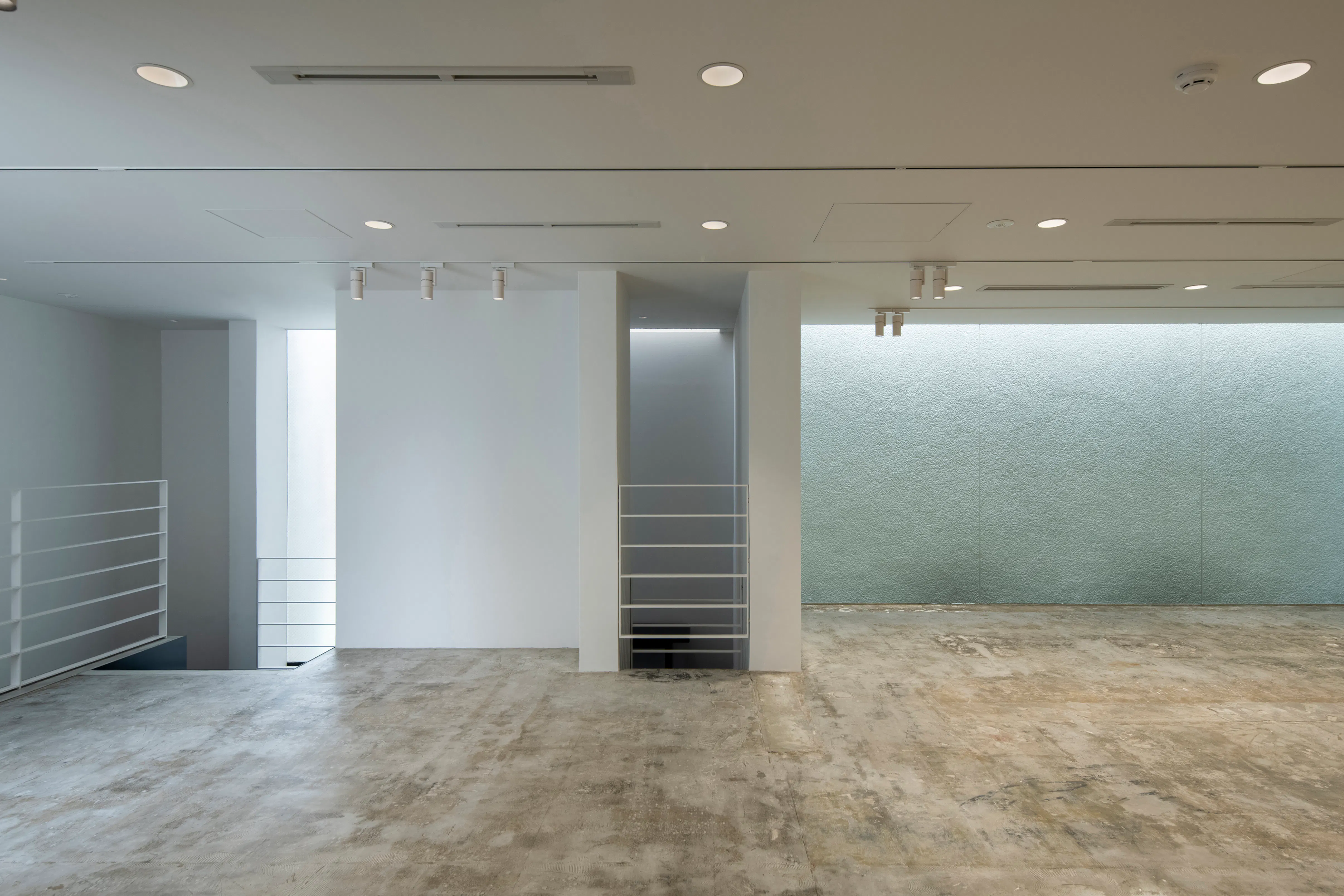 【唐人町駅1分】3層238㎡・建築家リノベーションのアートスペース(cassette)