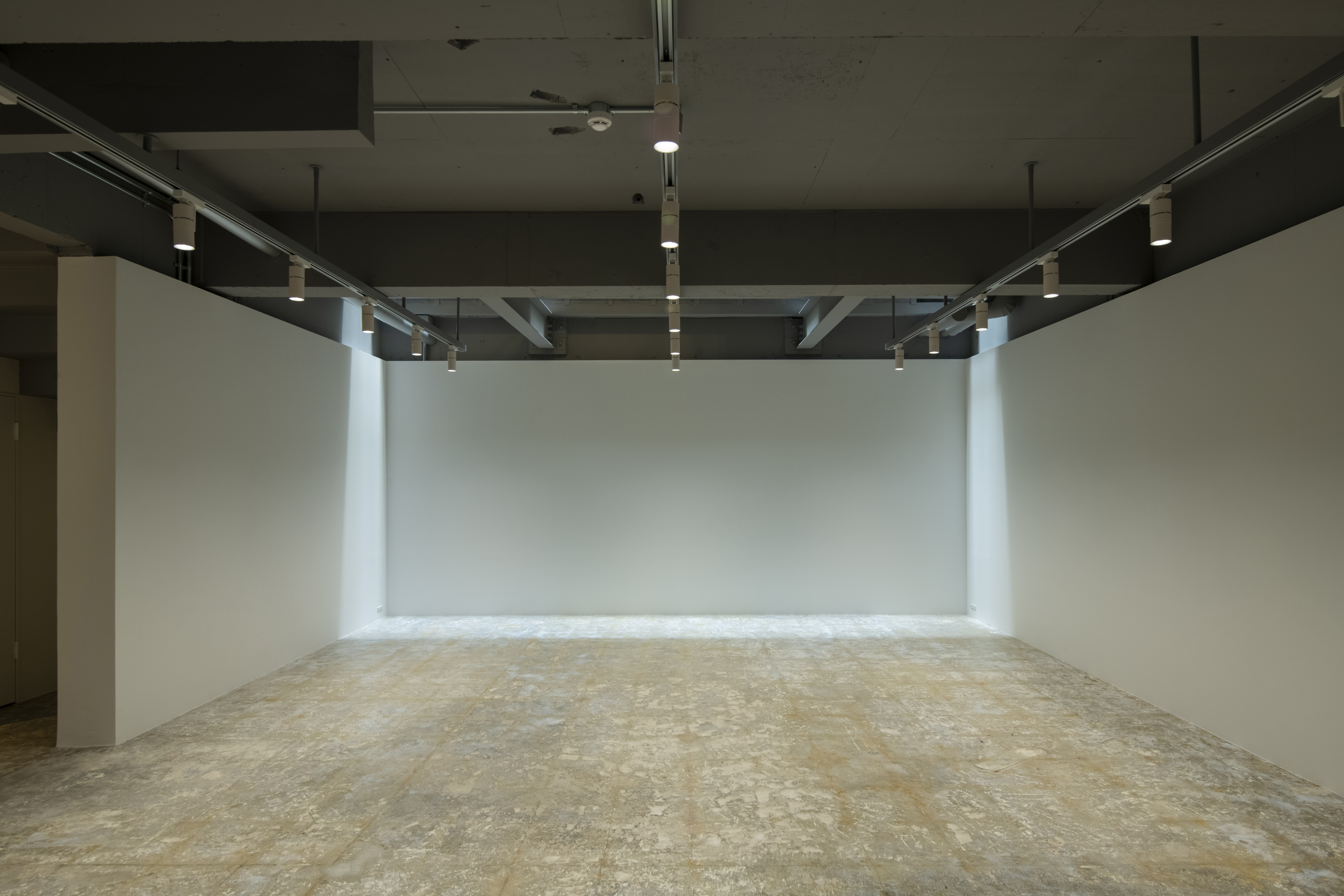 【唐人町駅1分】スペース12