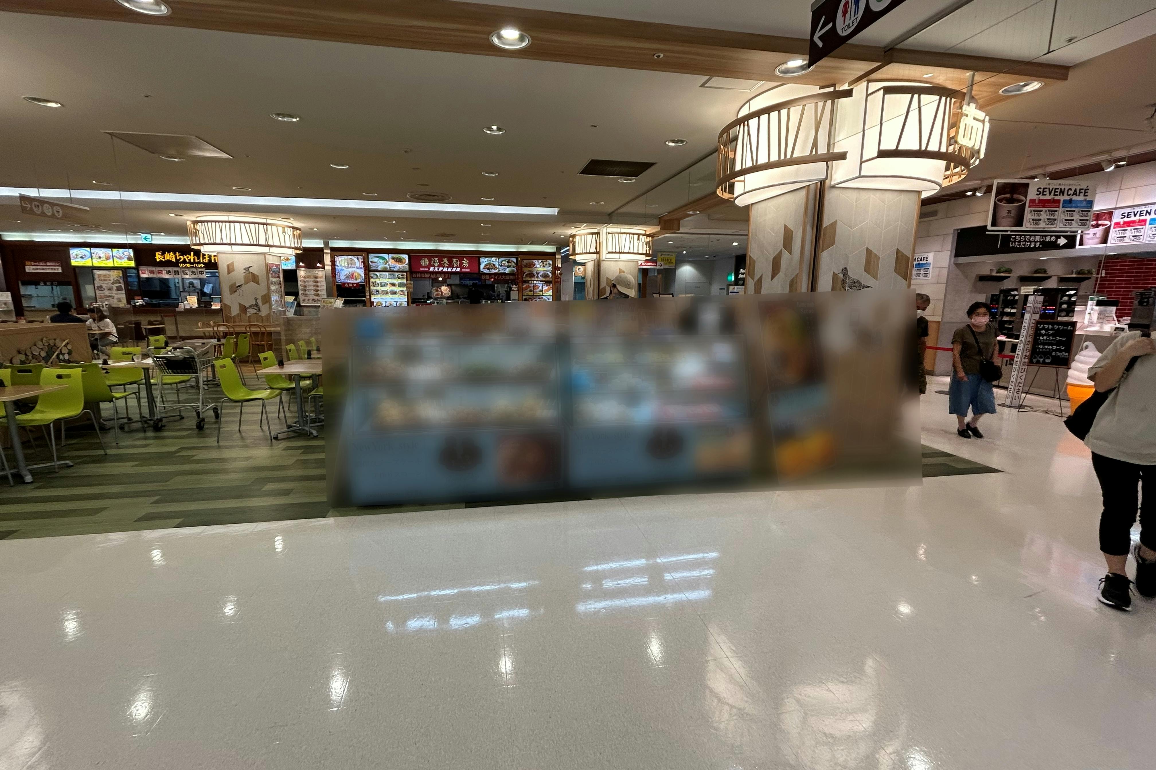 【あびこショッピングプラザ】食物販に適した地域密着型の商業施設内1Fのフードコート内イベントスペース(あびプラキッチン)