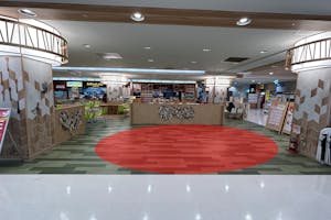 【あびこショッピングプラザ】食物販に適した地域密着型の商業施設内1Fのフードコート内イベントスペース(あびプラキッチン)