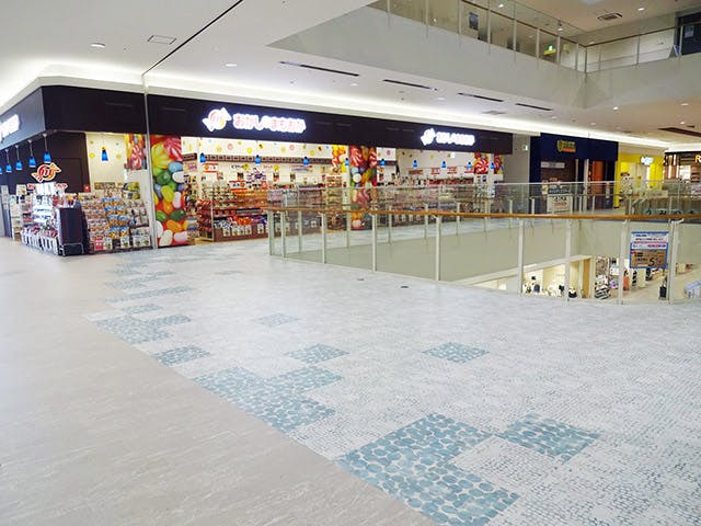 【イオンモール草津】3F イオンスタイル前の画像