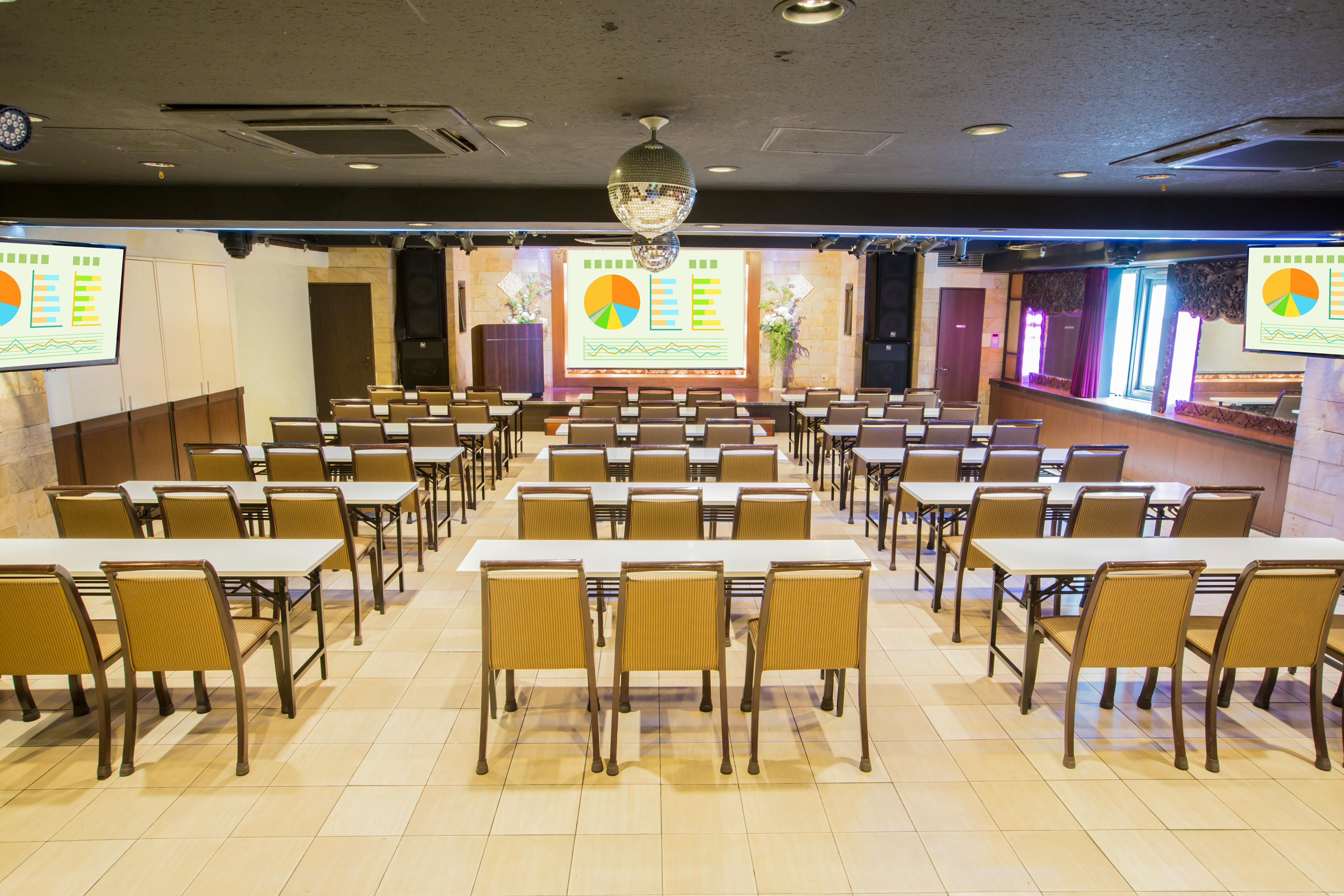 【新宿三丁目駅4分】ローンチパーティーなどのクローズドイベントや大型イベントに最適な広々としたイベントスぺース(6F)