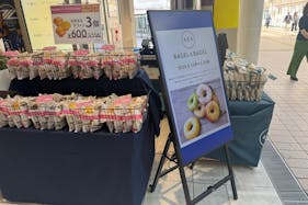 【町田モディ】2階 パブリックスペース(店頭三角)【食物販・物販】人通り抜群の好立地、スイーツ販売やPRイベントに最適