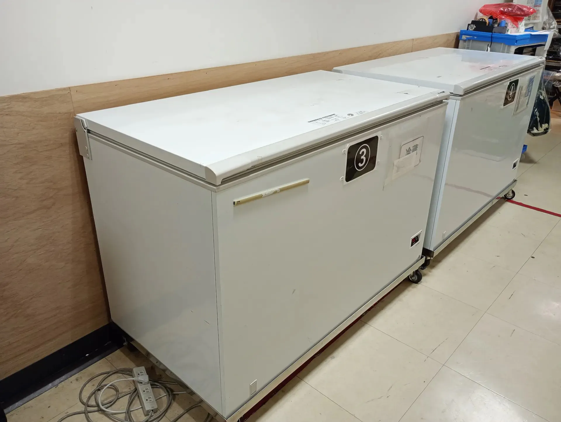 【町田モディ】2階 パブリックスペース（店頭三角）【食物販・物販】人通り抜群の好立地、スイーツ販売やPRイベントに最適