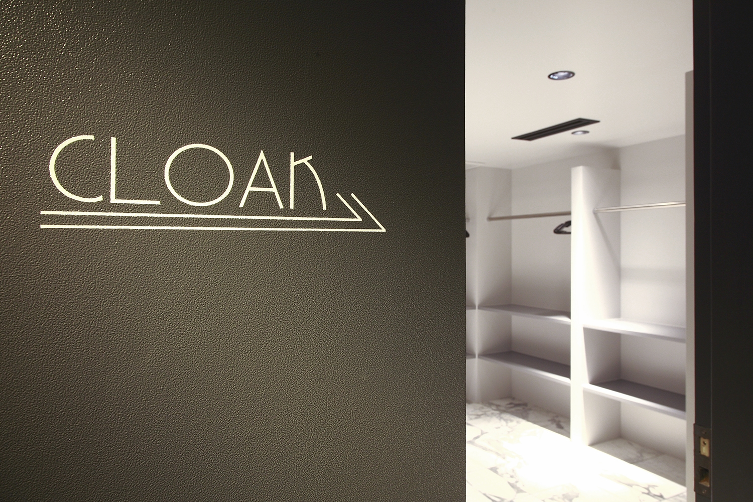 クロークもあり