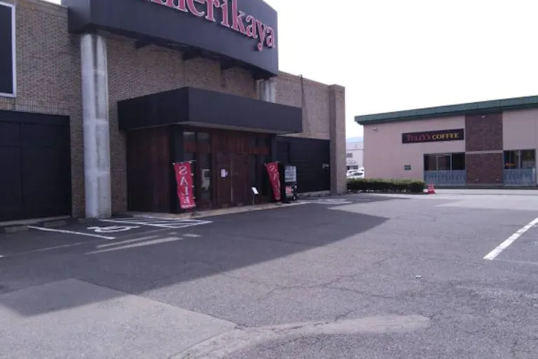 【アメリカ屋長野店】販売促進プロモーションイベント、キッチンカーの出店が可能な屋外イベントスペースの画像3