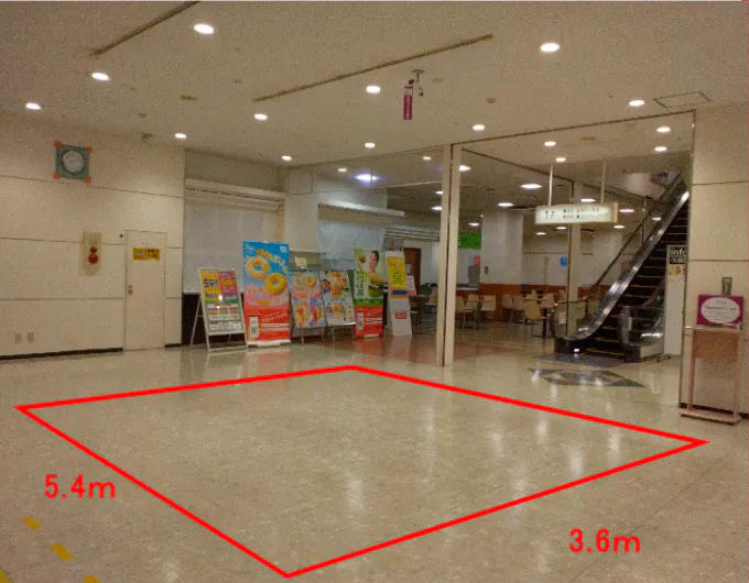 【イオン米沢店】正面入口フードコート側 販促プロモーションや物販に最適なスーパー店内催事イベントスペース
