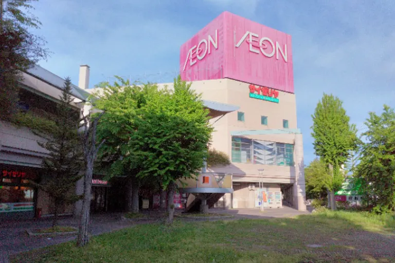 【イオン米沢店】正面入口フードコート側 販促プロモーションや物販に最適なスーパー店内催事イベントスペースの画像5