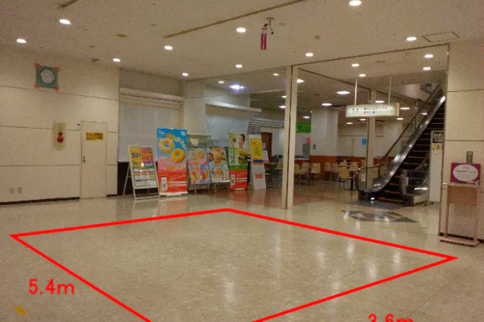 【イオン米沢店】正面入口フードコート側 販促プロモーションや物販に最適なスーパー店内催事イベントスペース