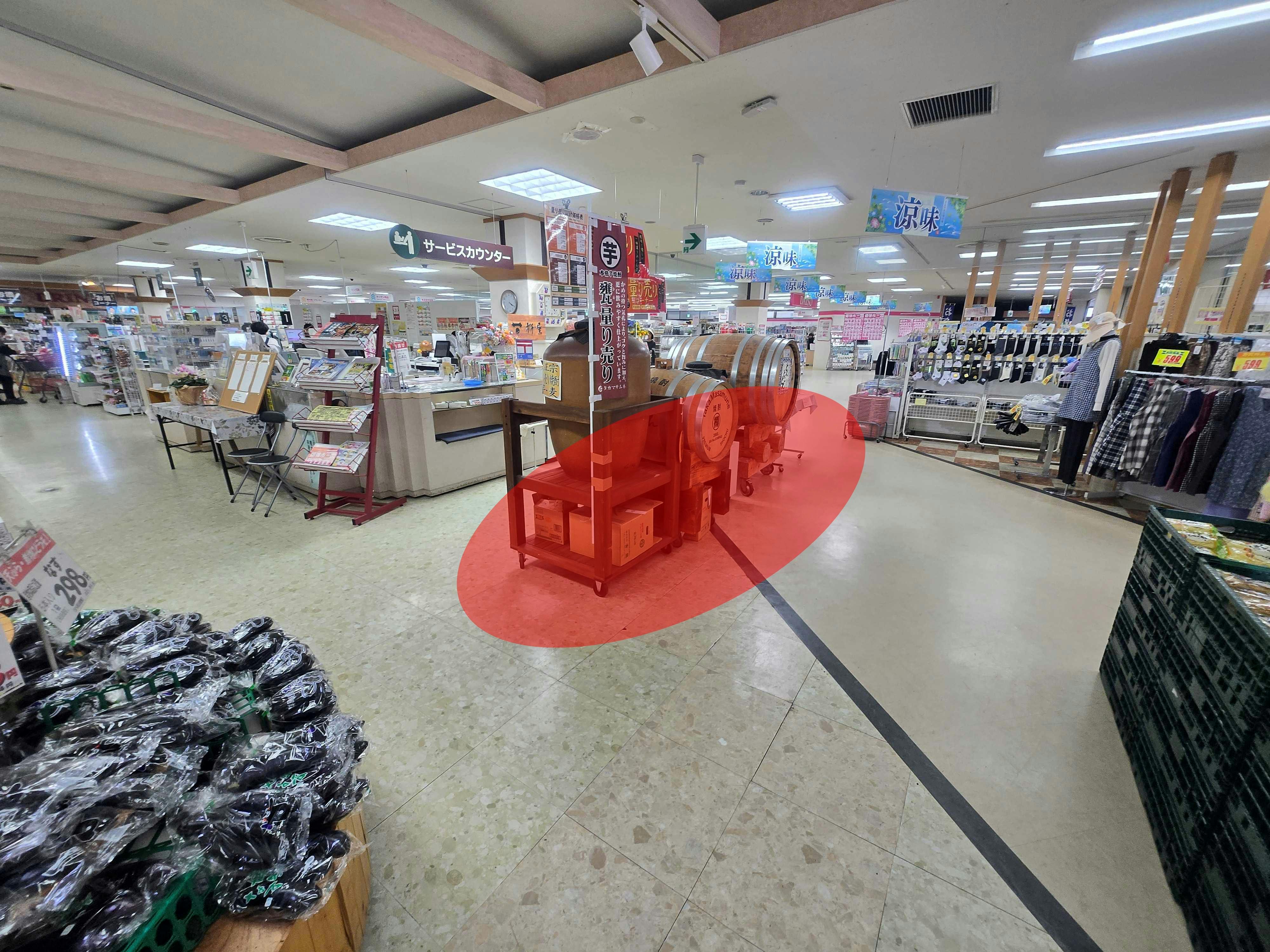 【ショッピングプラザベル山辺店】物販や販促プロモーションに最適な店内中央にあるレンタルスペースの画像