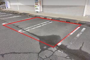 【ドラッグセイムス一志店】キッチンカー出店やプロモーション催事に最適なドラッグストアの駐車場イベントスペース