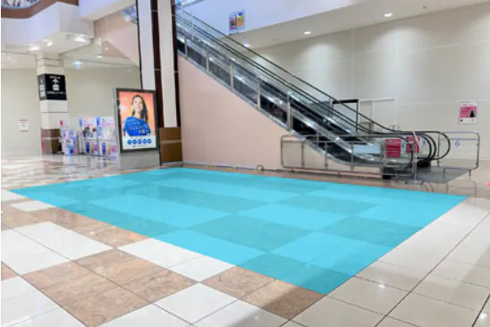 【イオンモール大垣*】1F 風の広場 A カルディコーヒー前