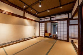 【丹波口駅5分】ポップアップストアや撮影に適した日本庭園付きの京町家の中にあるレンタルスペース