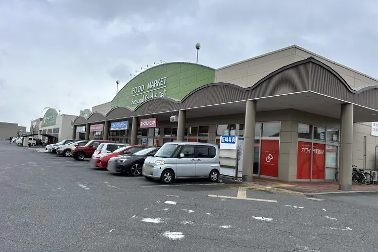 【Ichigokan+PLUS桑名陽だまり】販促プロモーションに最適なイートインスペース前にある催事スペース