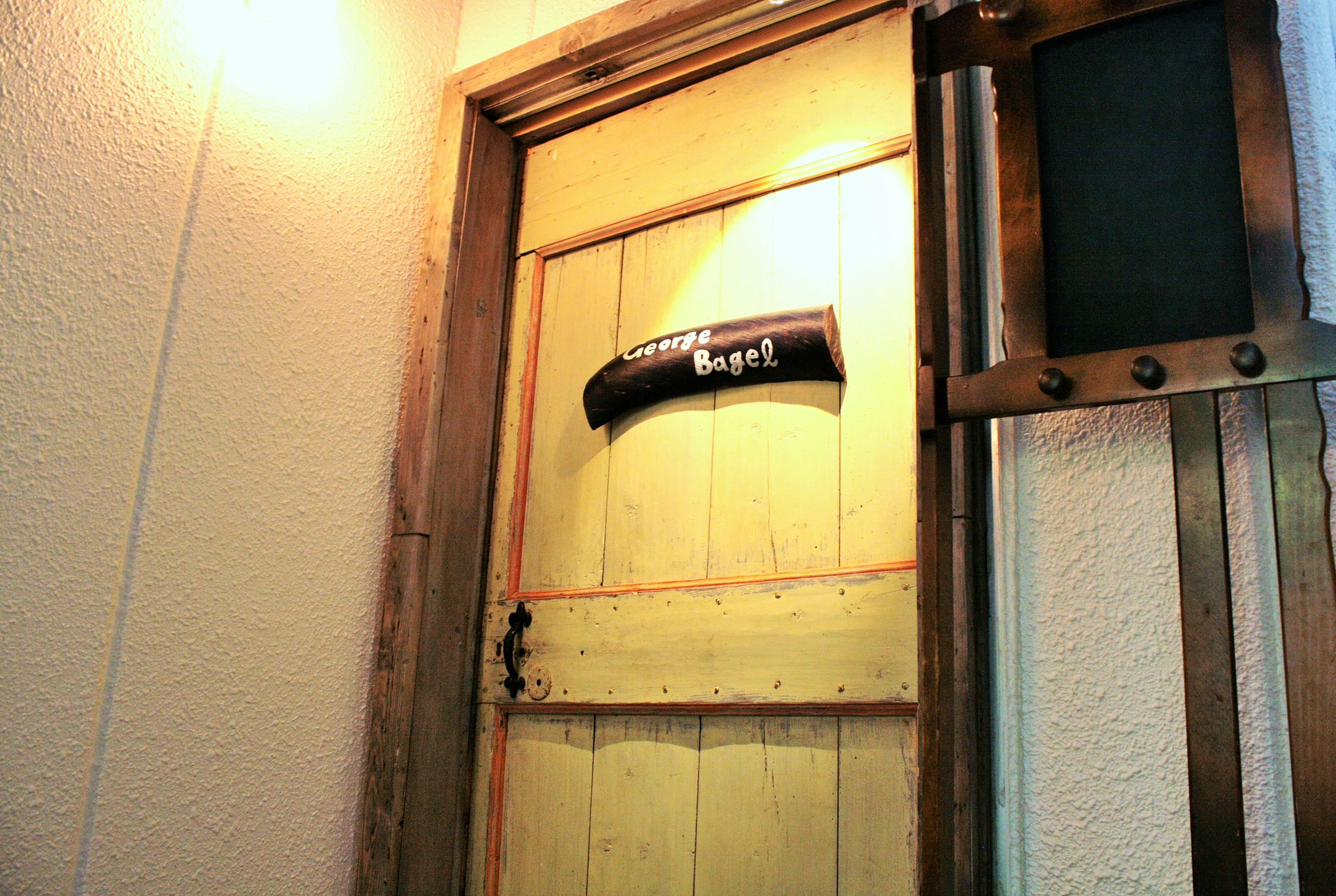 【大正駅6分】展示会やワークショップに適した木の温もりを感じるイベントスペース