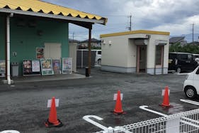 【ダイナム山梨笛吹店ゆったり館】キッチンカー出店やプロモーションイベントに最適なアミューズメント施設の駐車場スペース