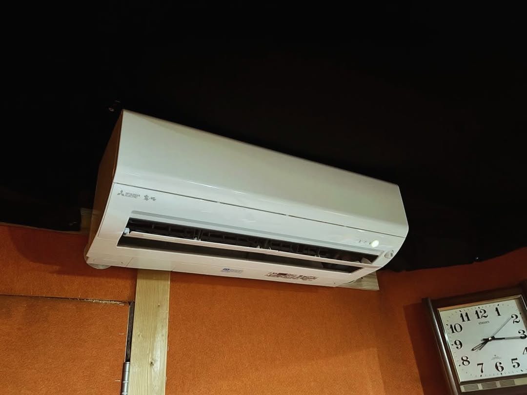 【北18条駅7分】ポップアップストアや展示会・撮影に最適！24時間利用可な鏡付きコンパクトイベントスペース「レンタルスタジオエイジュ札幌北18条」