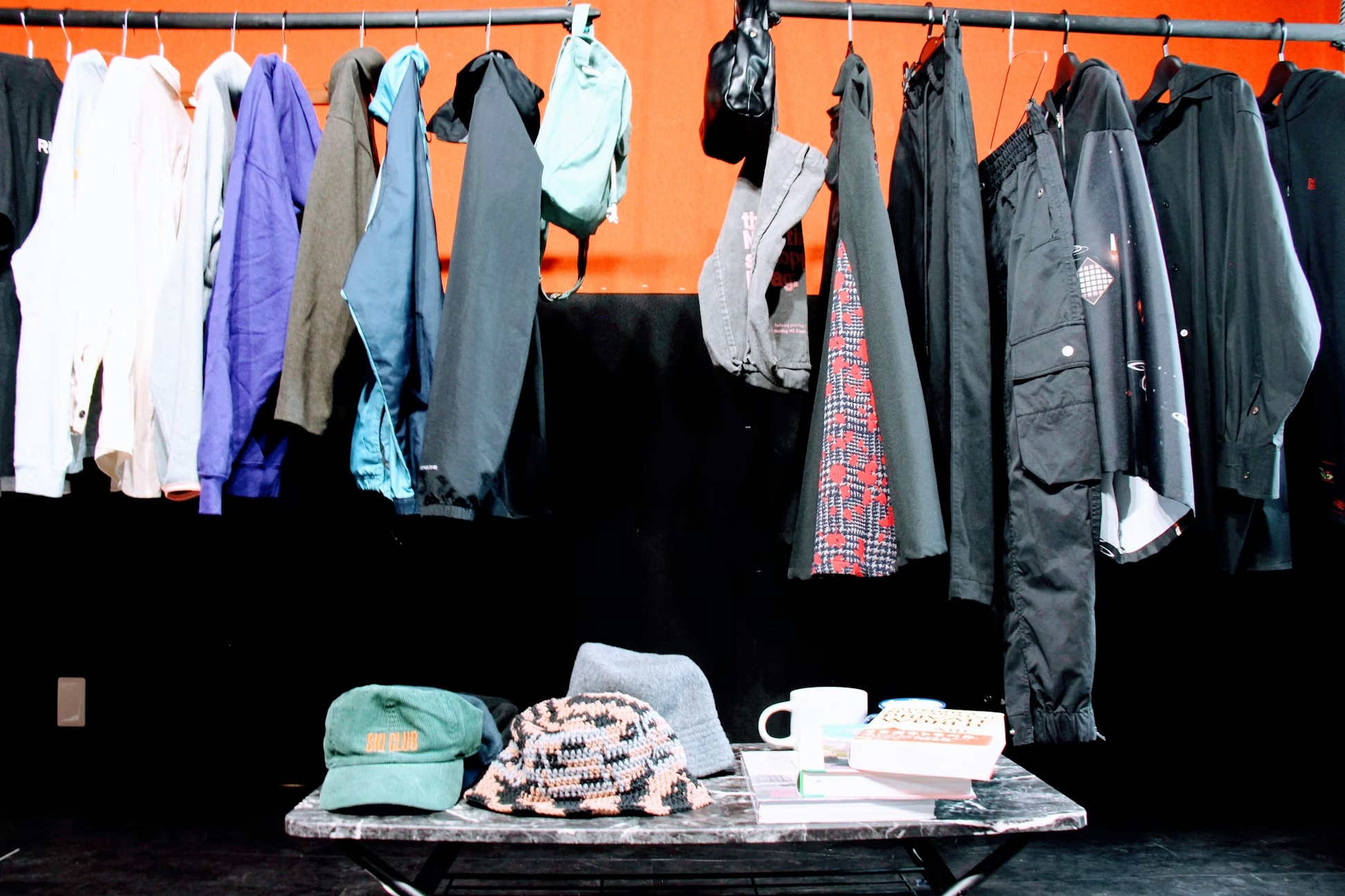 【北18条駅7分】ポップアップストアや展示会・撮影に最適！24時間利用可な鏡付きコンパクトイベントスペース「レンタルスタジオエイジュ札幌北18条」