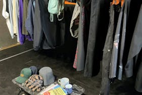 【北18条駅7分】ポップアップストアや展示会・撮影に最適!24時間利用可な鏡付きコンパクトイベントスペース「レンタルスタジオエイジュ札幌北18条」