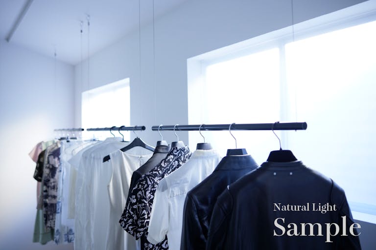 衚åéã¬ã³ã¿ã«ã¹ããŒã¹ å±ç€ºäŒããããããèªç¶å
ãã®ã£ã©ãªãŒããããã¢ãã