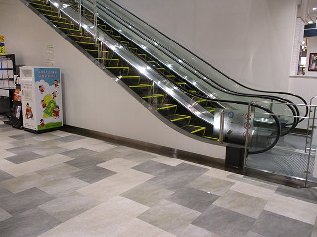 【イオン藤井寺ショッピングセンター】スペースG（グランサックス前）の画像