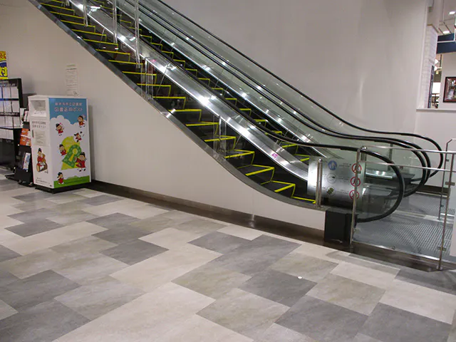 【イオン藤井寺ショッピングセンター】スペースG（3コインズプラス前）