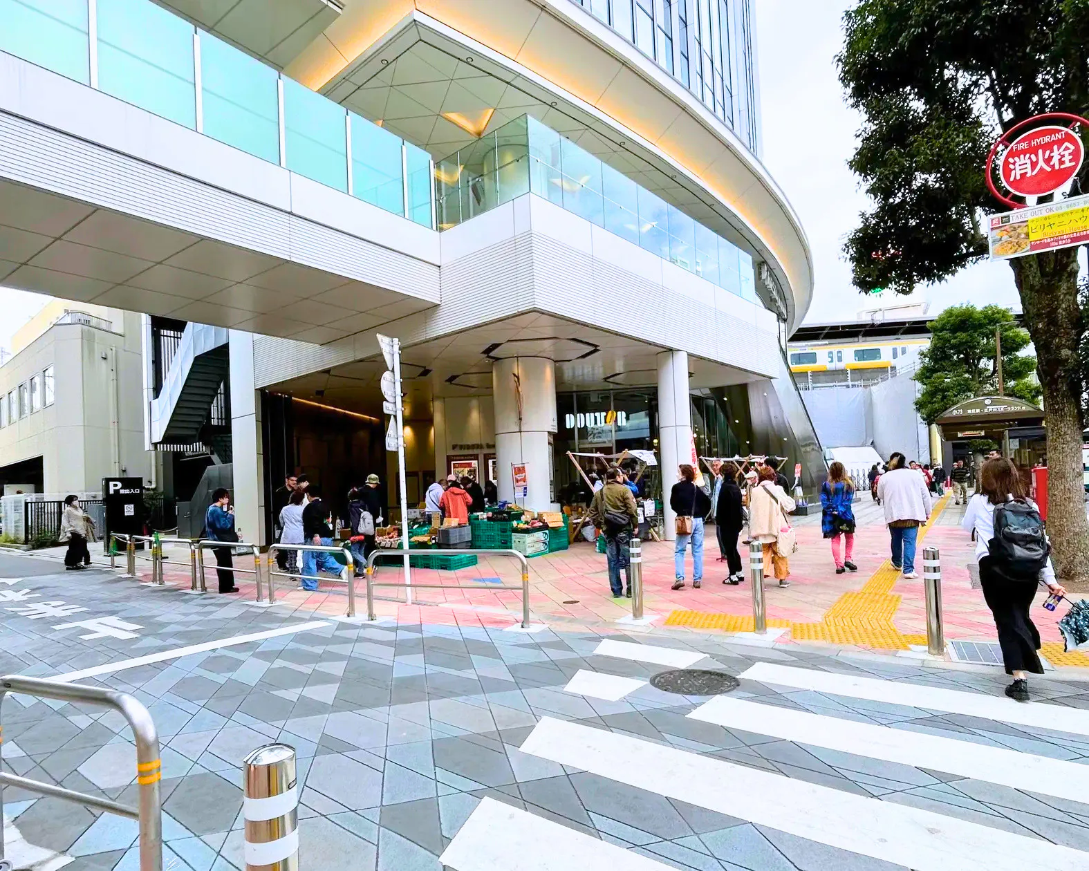 【小岩駅1分】マルシェやプロモーションイベント等に最適な駅チカ広場のイベントスペース