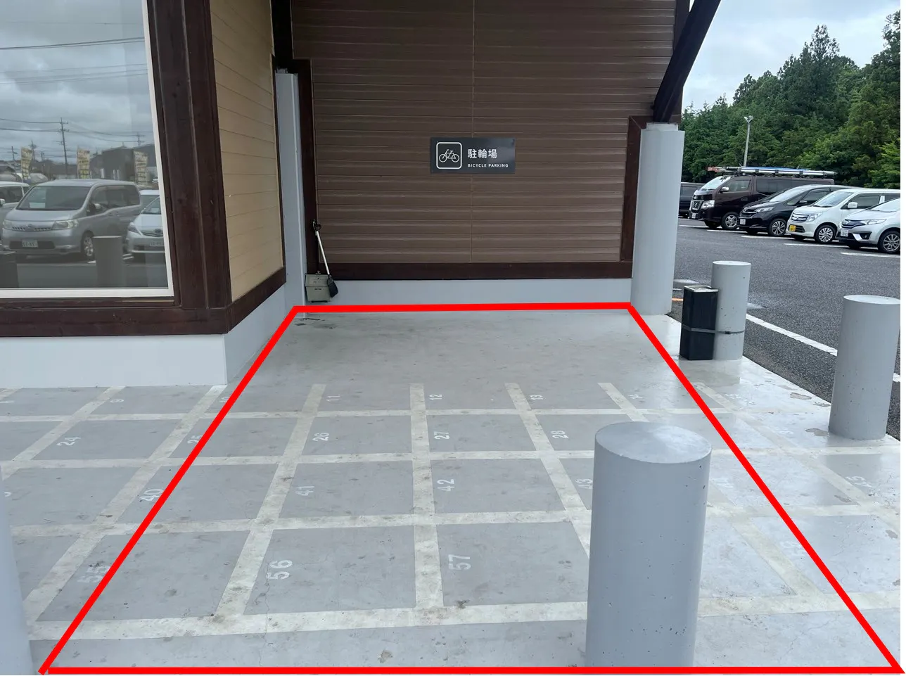 【ダイナム茨城常陸大宮店】プロモーションイベントに最適なアミューズメント施設のイベントスペース(入口横)