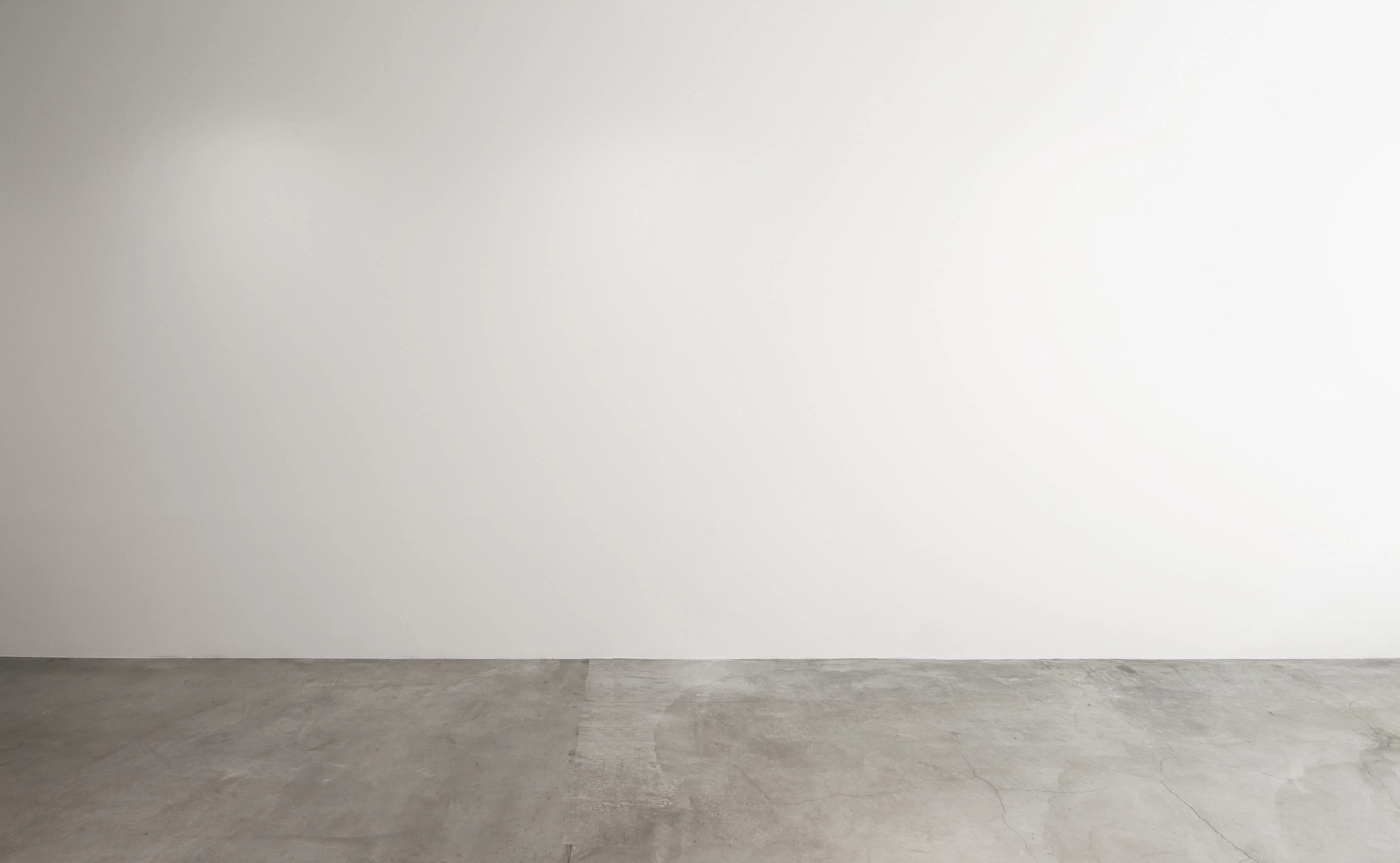 【代官山駅5分】展示・ポップアップ・撮影に最適な白壁×コンクリート床のミニマルなレンタルギャラリー