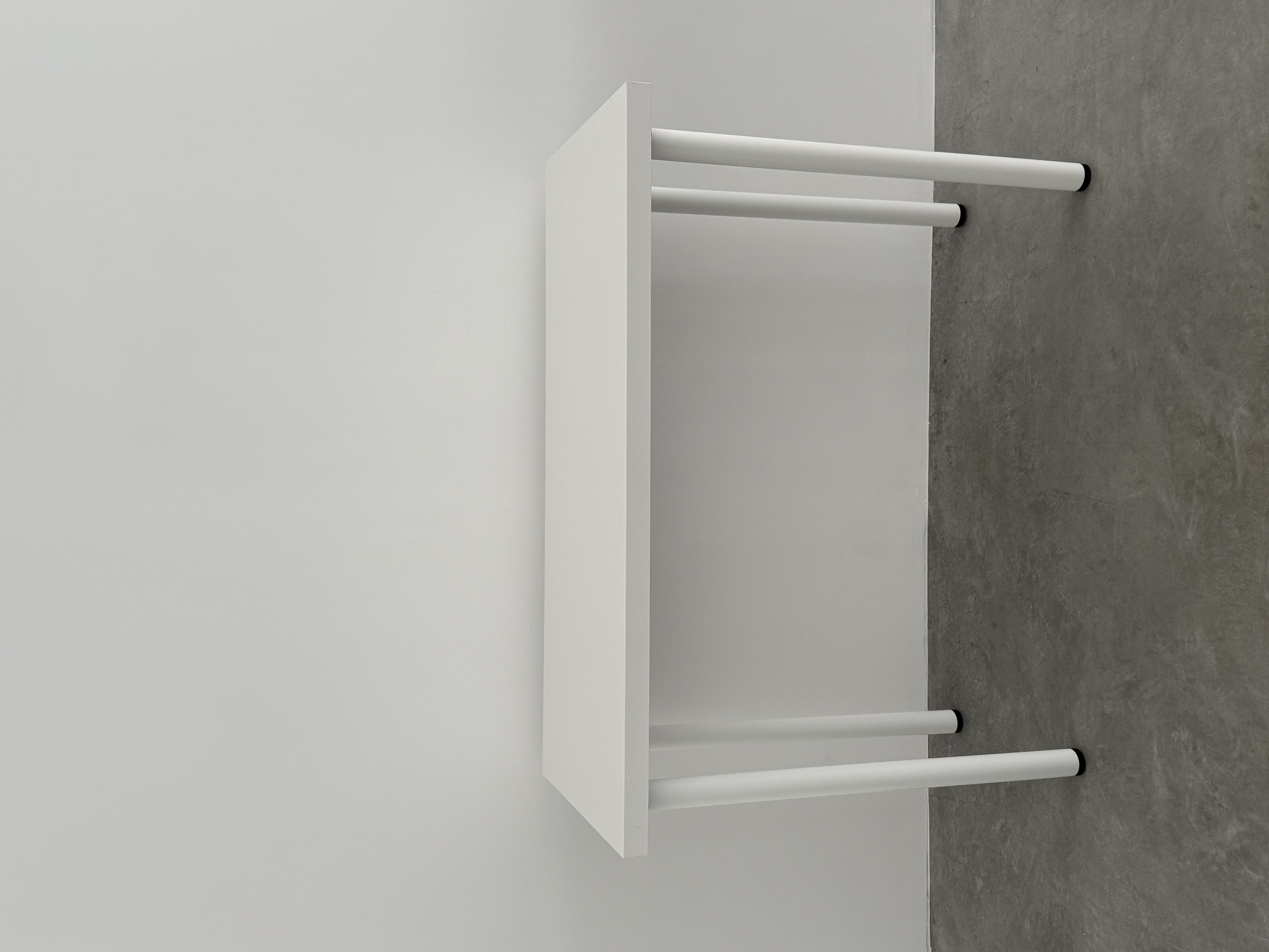 【代官山駅5分】展示・ポップアップ・撮影に最適な白壁×コンクリート床のミニマルなレンタルギャラリー