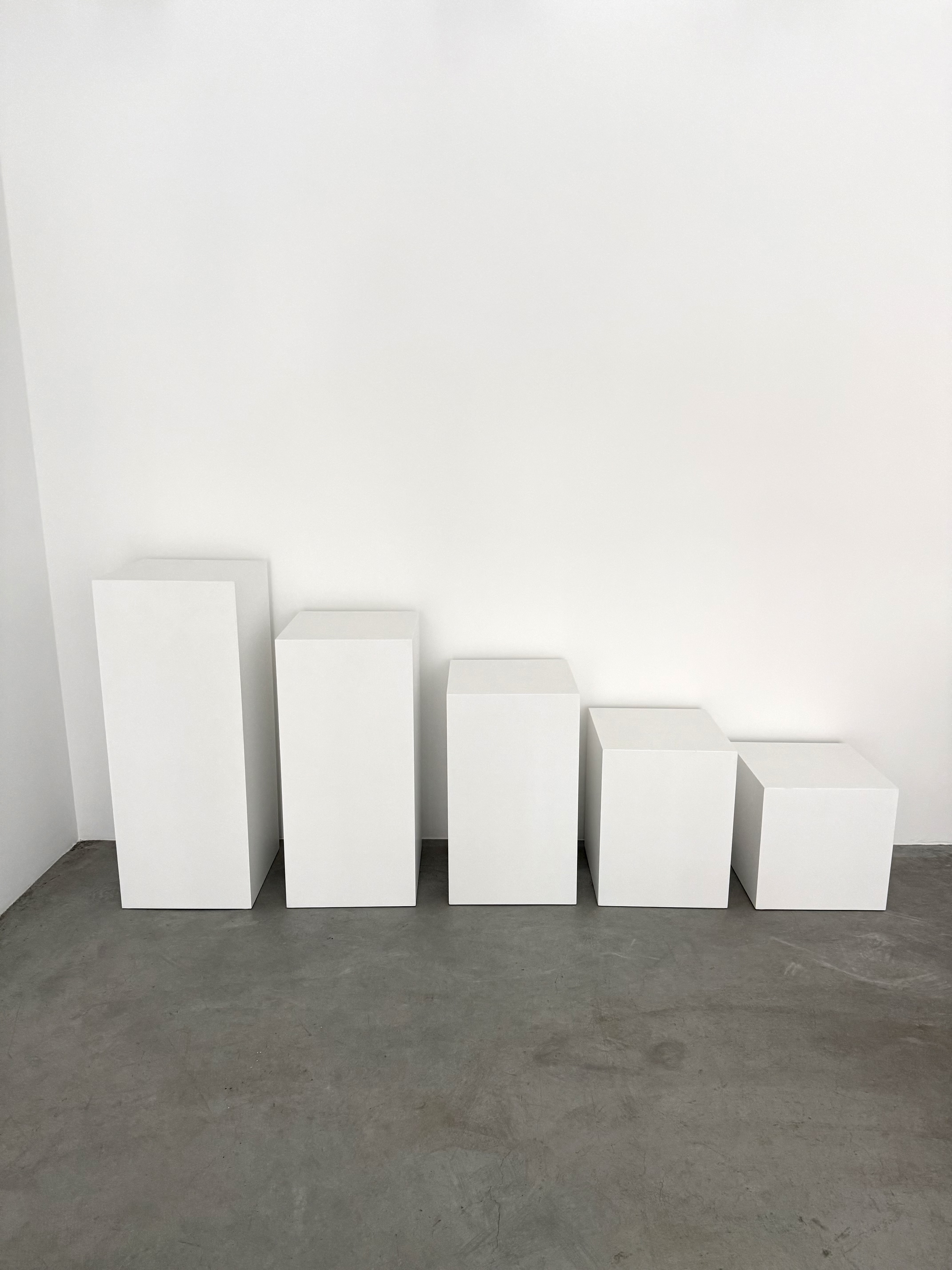 【代官山駅5分】展示・ポップアップ・撮影に最適な白壁×コンクリート床のミニマルなレンタルギャラリー