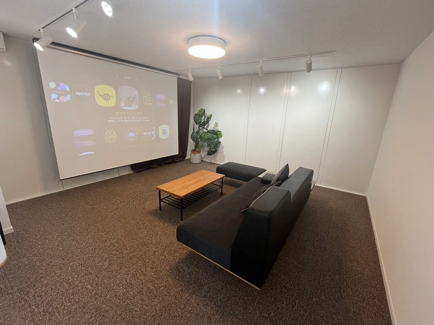 【牧駅15分】自主企画マルシェやワークショップに最適なお手頃価格のレンタルスペース「Living2」／敷地全体の貸切イベント開催も可能！