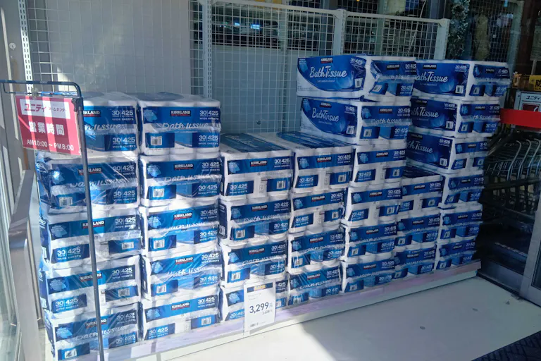 【ユニディ あざみ野ガーデンズ】1階風除室 物販やプロモーションに最適なあざみ野ガーデンズ側入口付近の催事イベントスペースの画像6