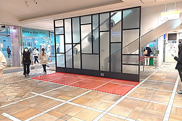 【相模大野ステーションスクエア】相模大野ステーションスクエアA館3階シースルーエレベーター前