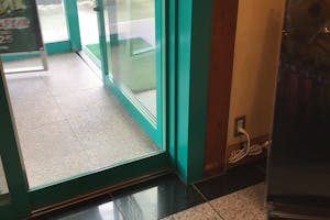 【ダイナム京都京丹後店ゆったり館】キッチンカーやプロモーションイベントの開催に最適なアミューズメント施設のイベントスペース