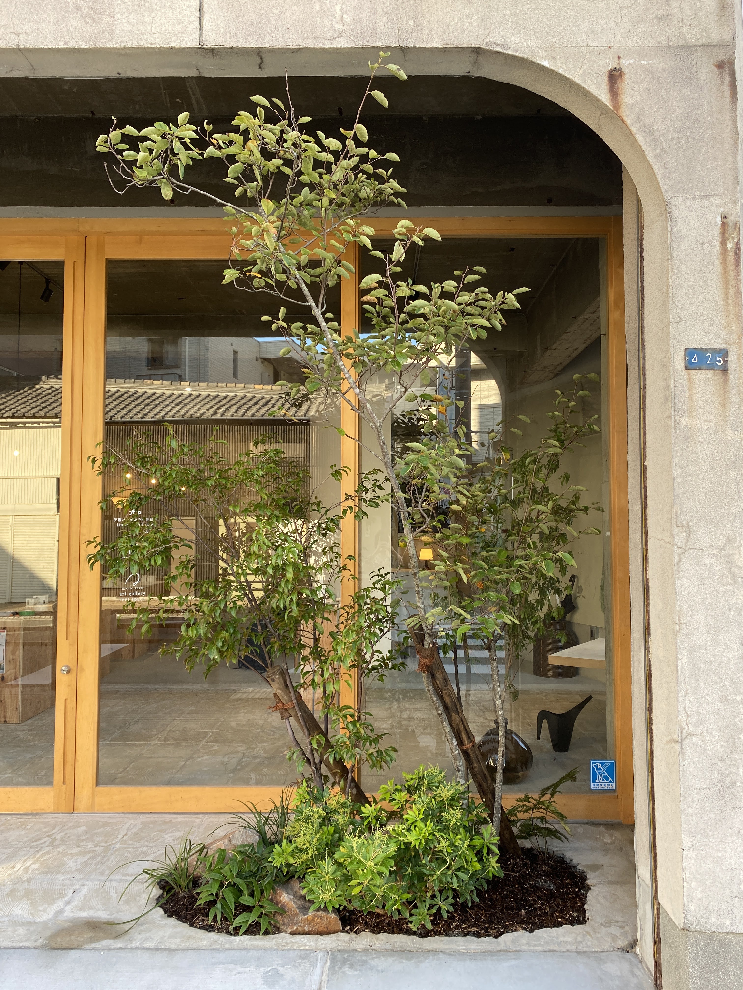 【蒲郡駅9分】展示会やギャラリーに最適なコンクリートあらわしのお洒落なギャラリースペースの画像13