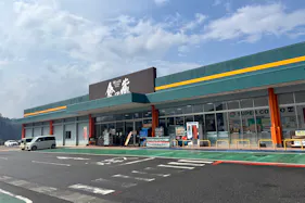 HIヒロセ スーパーコンボ竹田店 風除室