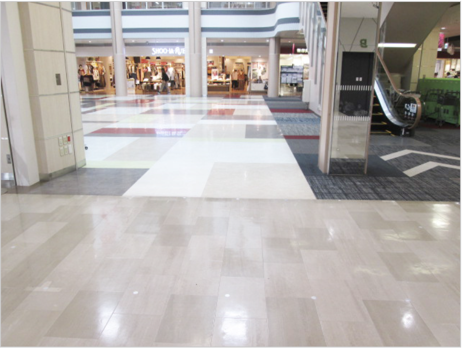 【イオンモール富津】東エレベーター前Ａ