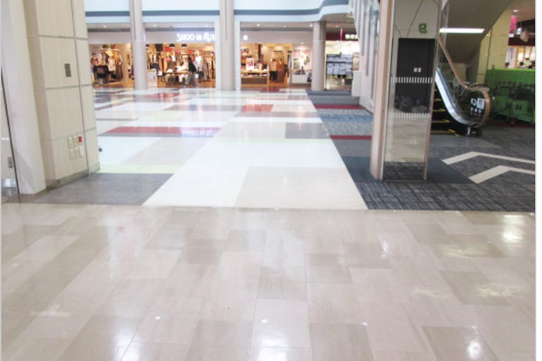 【イオンモール富津】東エレベーター前Aの画像1