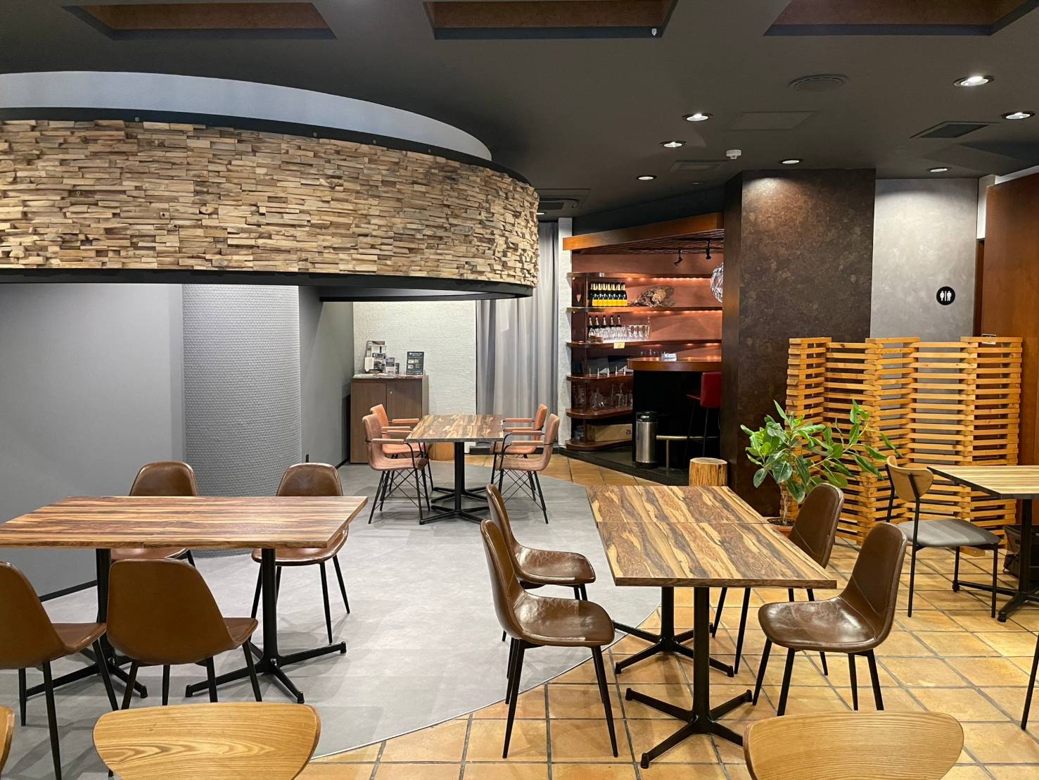 【青葉通一番町駅6分】25～30名収容が可能  レンタルスペース / イベントスペース