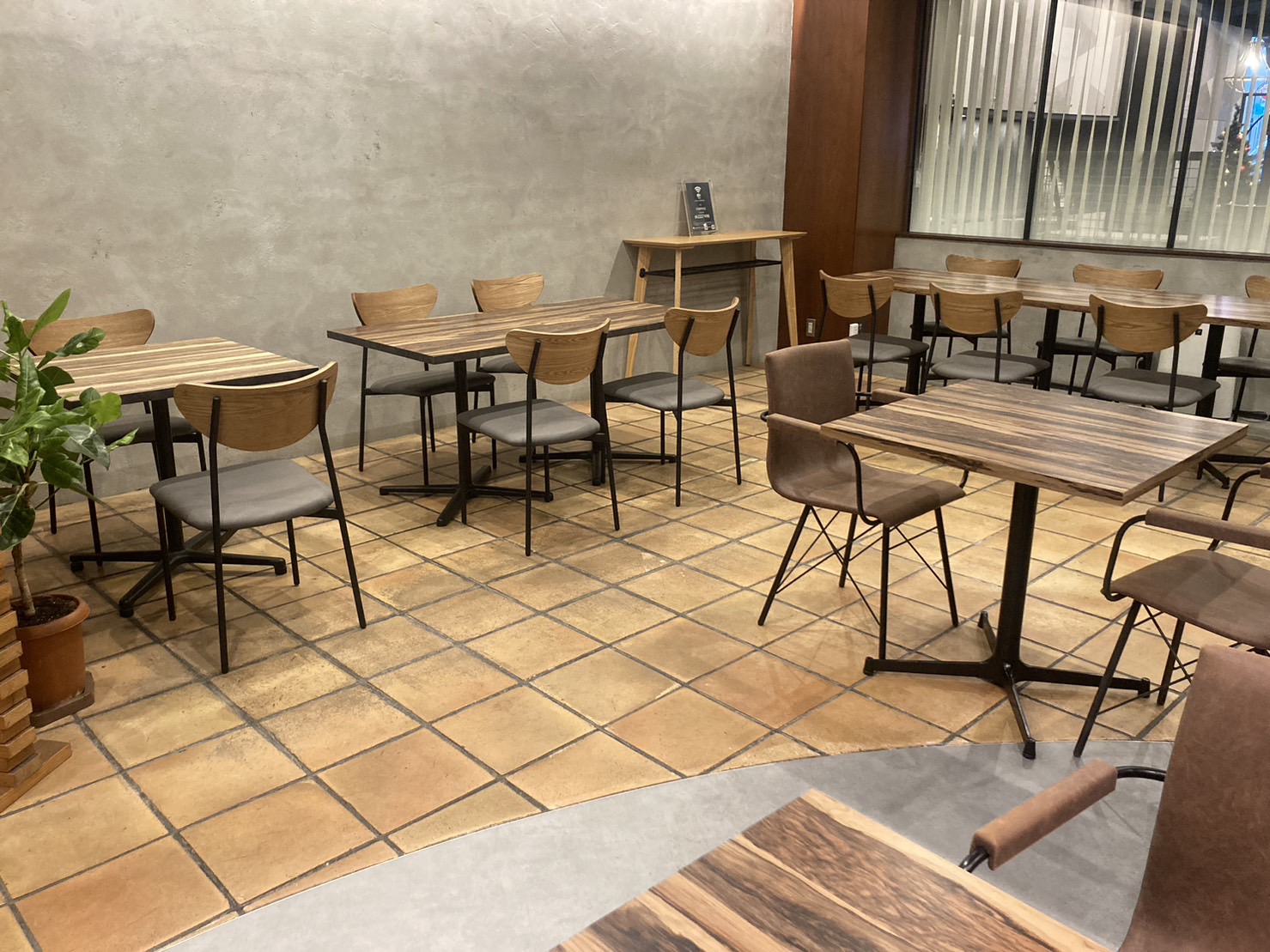 【青葉通一番町駅6分】25～30名収容が可能  レンタルスペース / イベントスペース